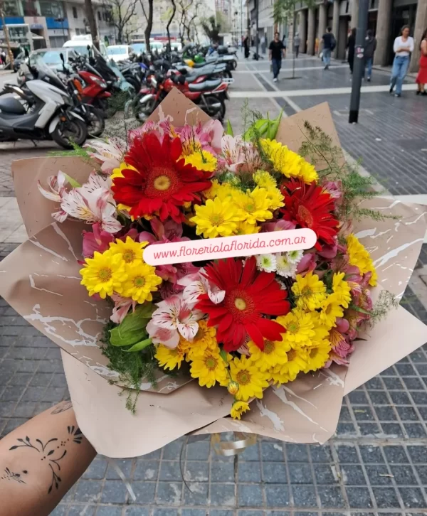 Mixto con 3 gerberas